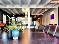 Beautiful Villa with Heated Outdoor Pool, Sauna, Hot Tub in Forest Hotels in Manhay