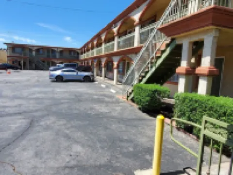 Delmonico Inn & Suites Hotels in Sylmar