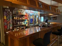 Maple Creek Motor Inn - Bar