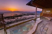 와카야마 가다 온센 가다 가이게쓰 ex 아즈마야 시사이드 호텔