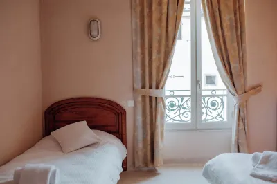 Hôtel de France Hotels in Pauligne