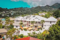 Grenadine House Hotels near Petit Byahaut
