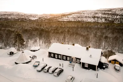 Gargia Lodge Hotels near Alta Church
