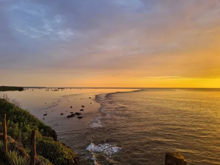 Room in Guest Room - Colobus Suite of 40m2 in Villa 560 m2, View of the Indian Ocean