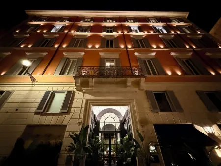 Umiltà 36 Отели рядом с достопримечательностью «Church of Saints Michael and Magnus»