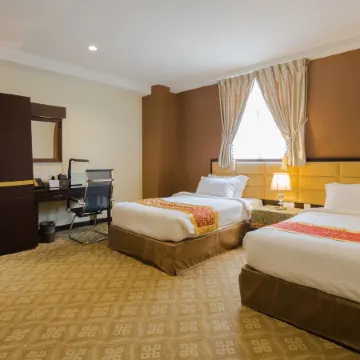 Hallmark Crown Hotel