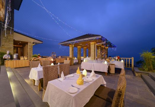 사랑콧 마운틴 로지 일출