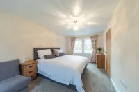 8 Person-Luxury-FamilyFriendly-PetFriendly-Hot Tub - WiFi
