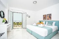Athinais Suites