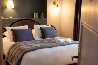 Lala Saul Hotels in Quimper