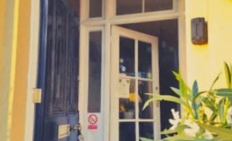 17 Wilmington Square