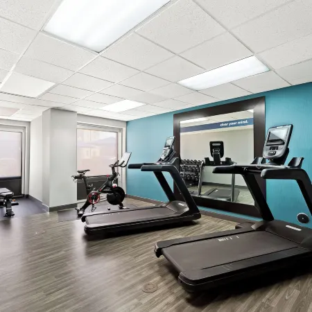 Hampton Inn & Suites Canton
