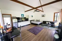 Nimbin Waterfall Retreat Hotels in Nimbin
