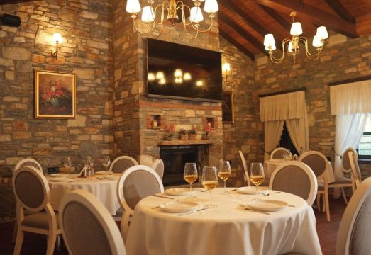 도마티아 스톤 호텔