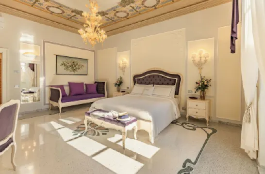 Charming Apartment Cartoni Các khách sạn ở 