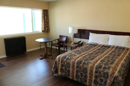 Country Squire Motor Inn