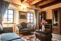 Resla Residence I, II, Hoteles en Banská Štiavnica