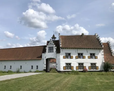 Ferme Delgueule Hotels in Tournai