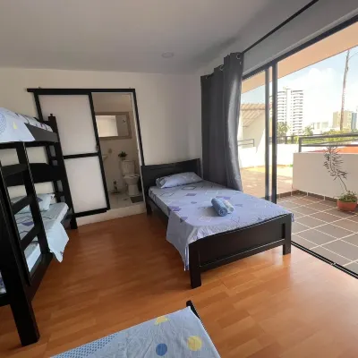 Epifania Hostel Hotels near St. Peter the Apostle Cathedral, Cali