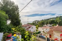 Designer Luxury Two Bedroom Apartment