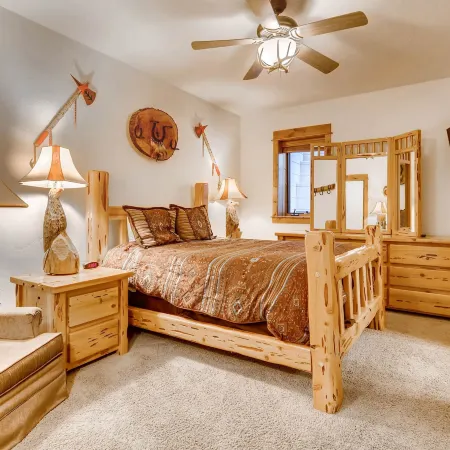 EagleRidge Lodge and Townhomes