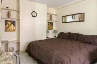 Turtle Towers Hotels in 