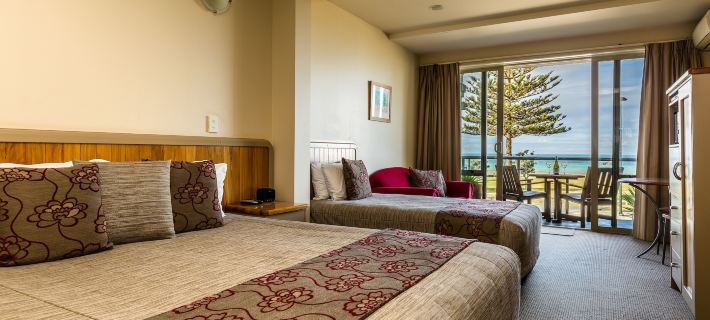 Pebble Beach Motor Inn โรงแรมในเนเปียร์