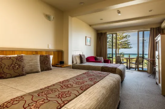 卵石海灘汽車酒店 酒店