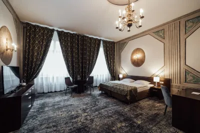 Hotel Rezydent Hotels near Mikołaj Zyblikiewicz