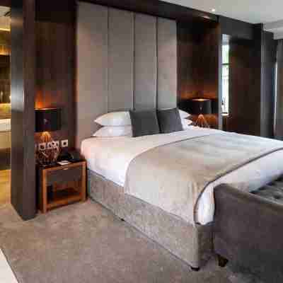 DoubleTree by Hilton Belfast City Ten Square Rooms