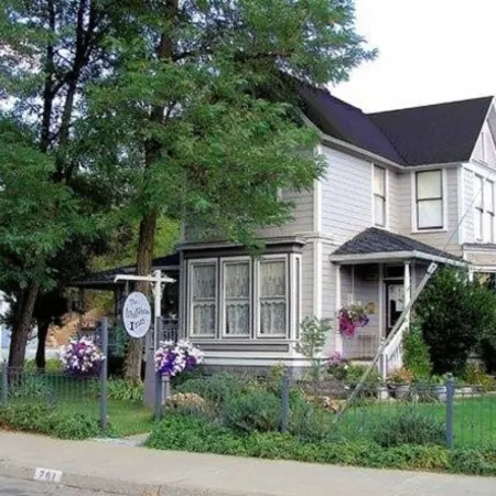 The Whitmore Inn