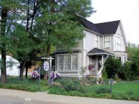 The Whitmore Inn Hotels in Weaverville