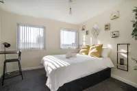 Leicester - Apartment - Sleeps 6 - 97WS Hotels in 