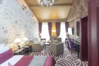 Hotel du Beaumont - parking