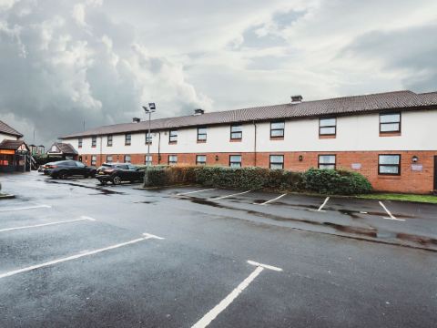 Purple Roomz Preston South