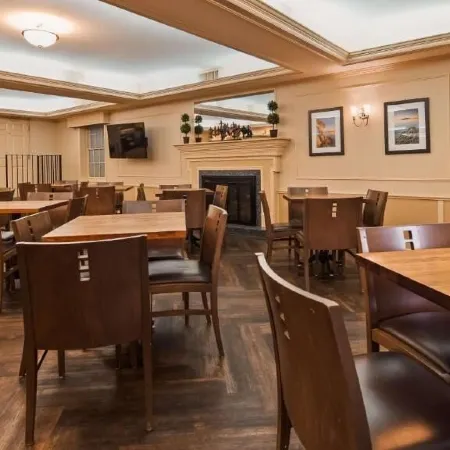 Wingate by Wyndham Bellingham Heritage Inn