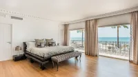 The Residence by the Beach House Marbella - Barer