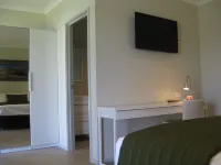 Lily Lagoon Resort Hotels in Kununurra