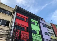 Collection O 91131 New V1 Hotel Near Stasiun Mangga Besar Hotels near Griya Anugerah Abadi