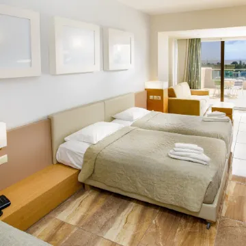 Sovereign Beach Hotel