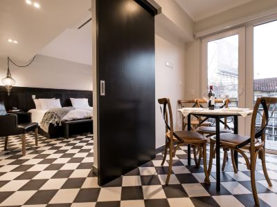 Apart Hotel B