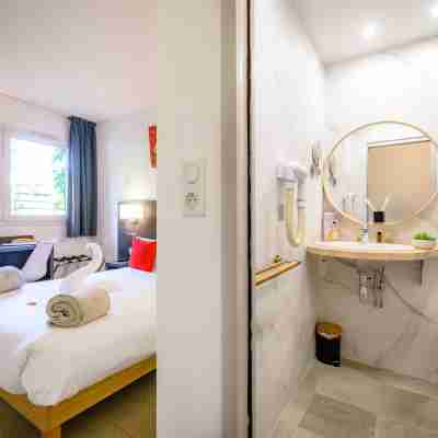 LOGIS Hôtel-Restaurant Le Clos Fleuri Rooms