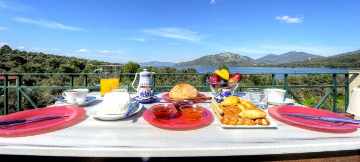 Gera's Olive Grove - Elaionas Lesvou Hotels in Lesbos