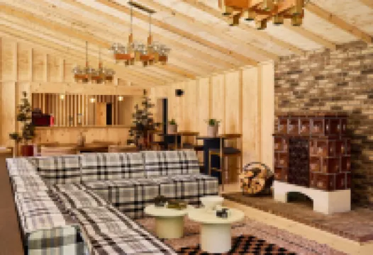 บลูเบิร์ด คาดี ฮิลล์ ล็อดจ์