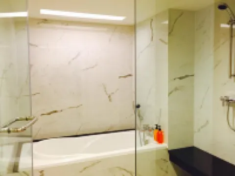 Indra Regent Hotel Hotels near Ratchaprarop Station