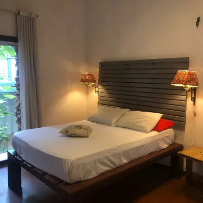Palma Hostel Hotels near Se Church