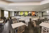 Best Western Douglas Inn  Suites