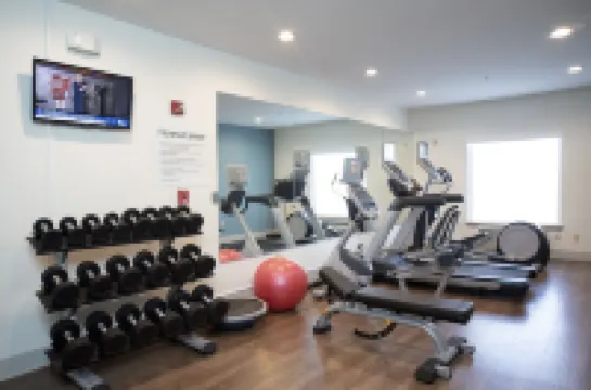 Holiday Inn Express & Suites CHESTER-MONROE-GOSHEN by IHG