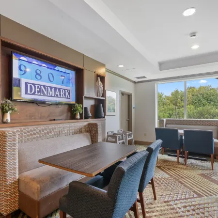 Holiday Inn Express & Suites BETHLEHEM by IHG