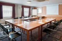 โรงแรมฮอลิเดย์ อินน์ เอ็กซ์เพรส ลีดส์ อีสต์ บาย IHG